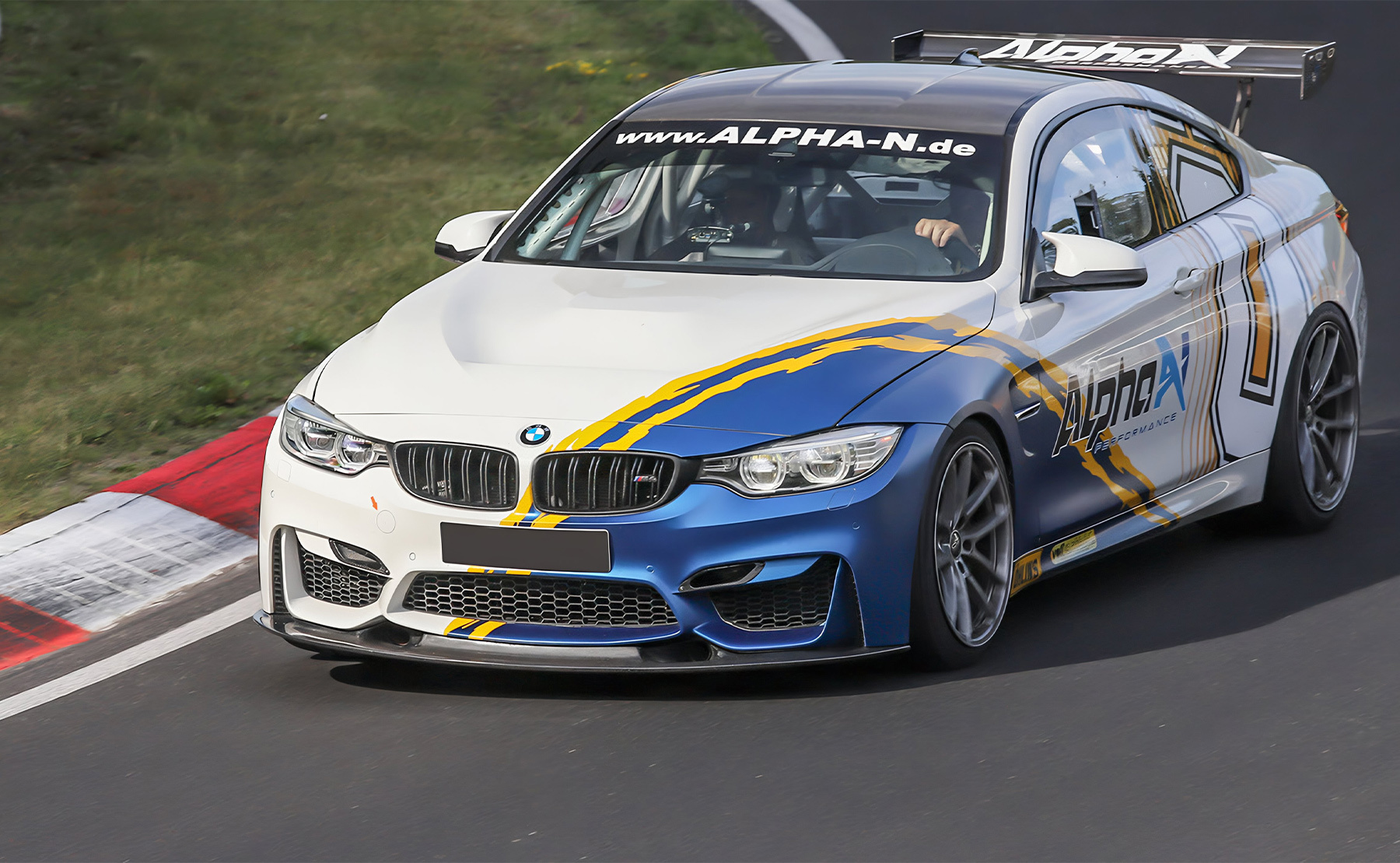 00-BMW-M4-F82-BMV-MU20.jpg
