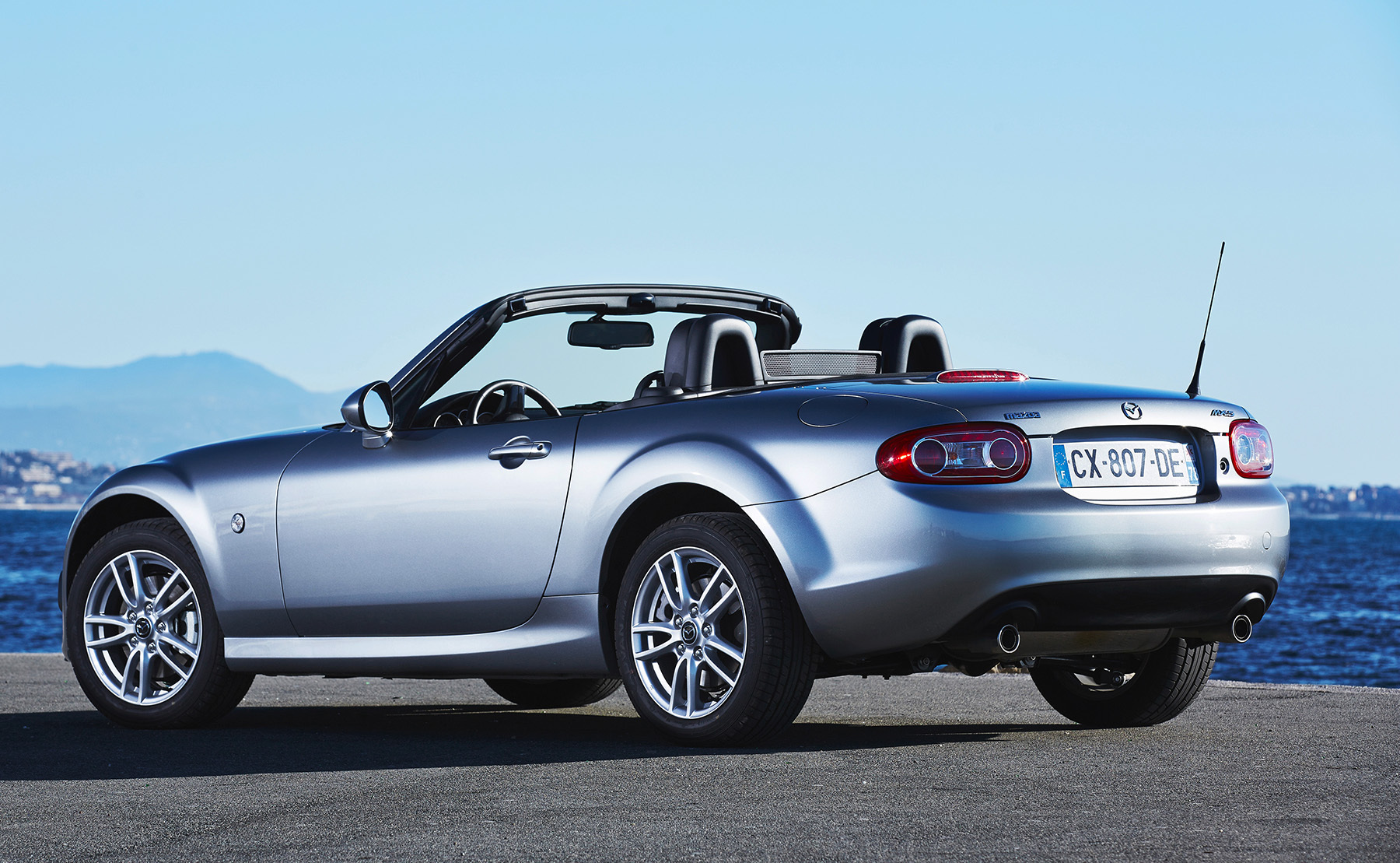 Öhlins Road & Track suspension for Mazda MX5